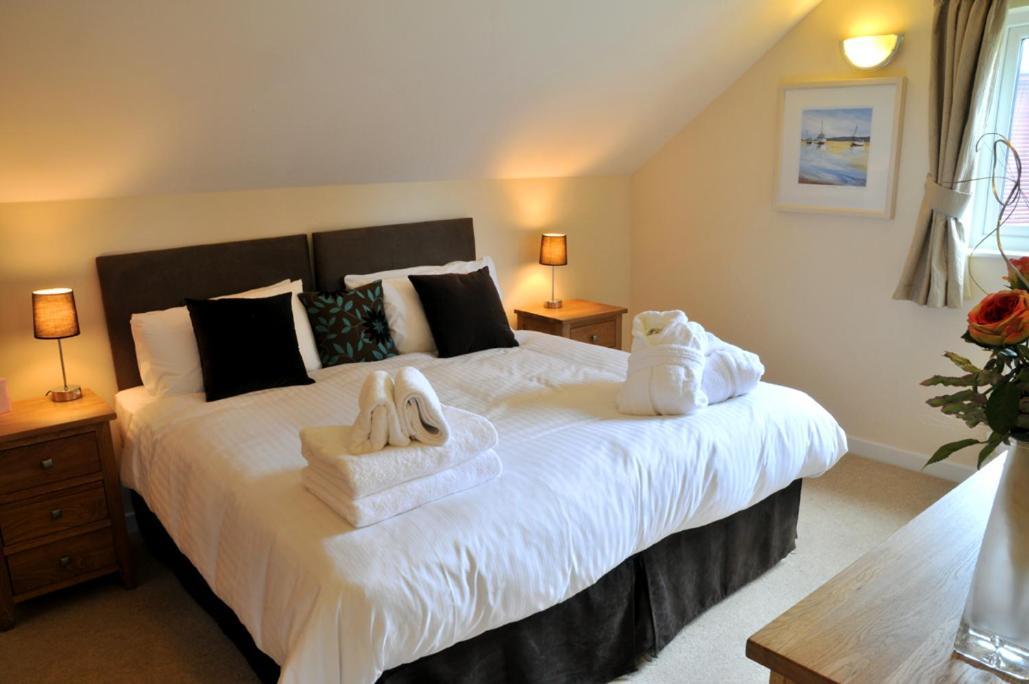 Fistral Hot Tub House For 8 On Retallack Resort New Quay Exteriör bild